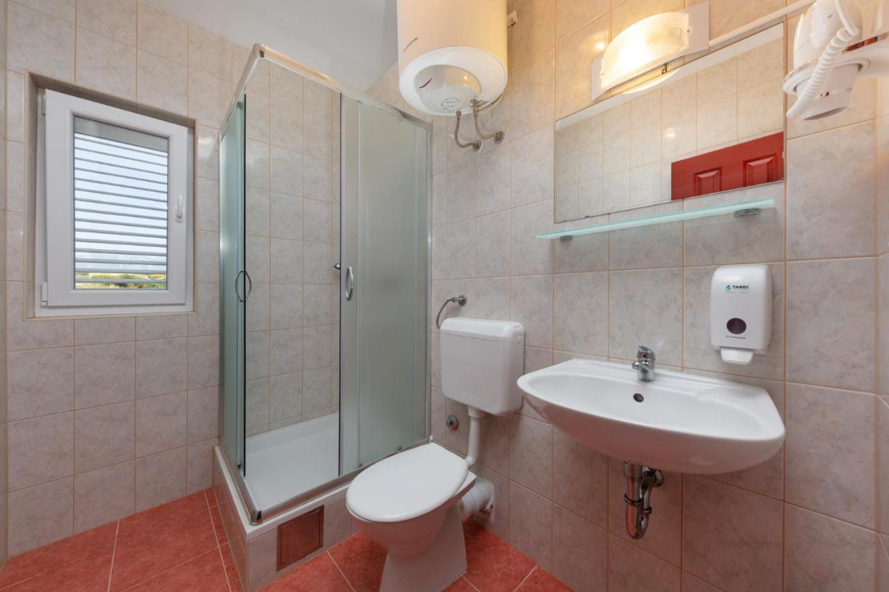 Hostel & Rooms Vagabundo Gajac المظهر الخارجي الصورة